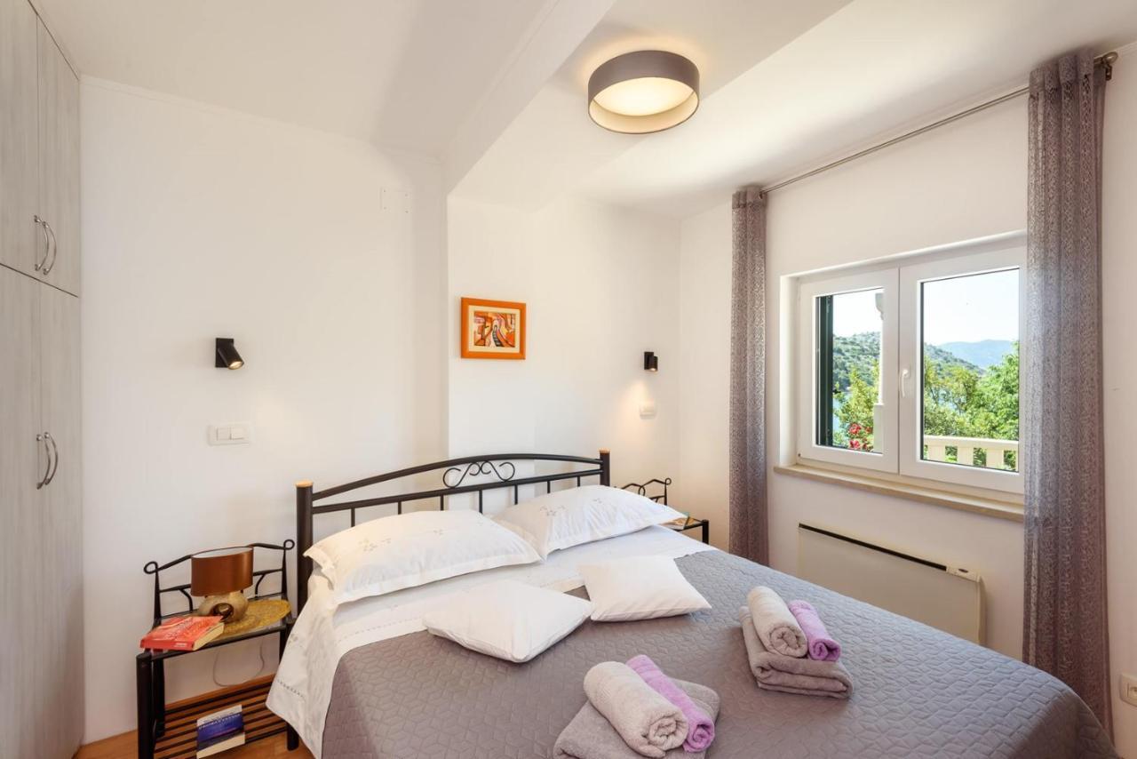 Apartment Jadranka With Sea View In Rogotin 외부 사진