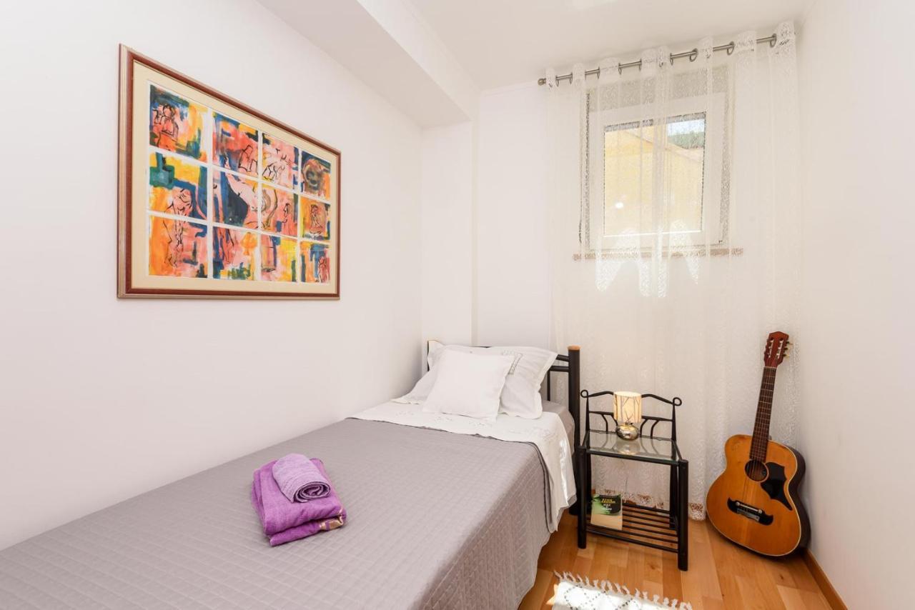 Apartment Jadranka With Sea View In Rogotin 외부 사진